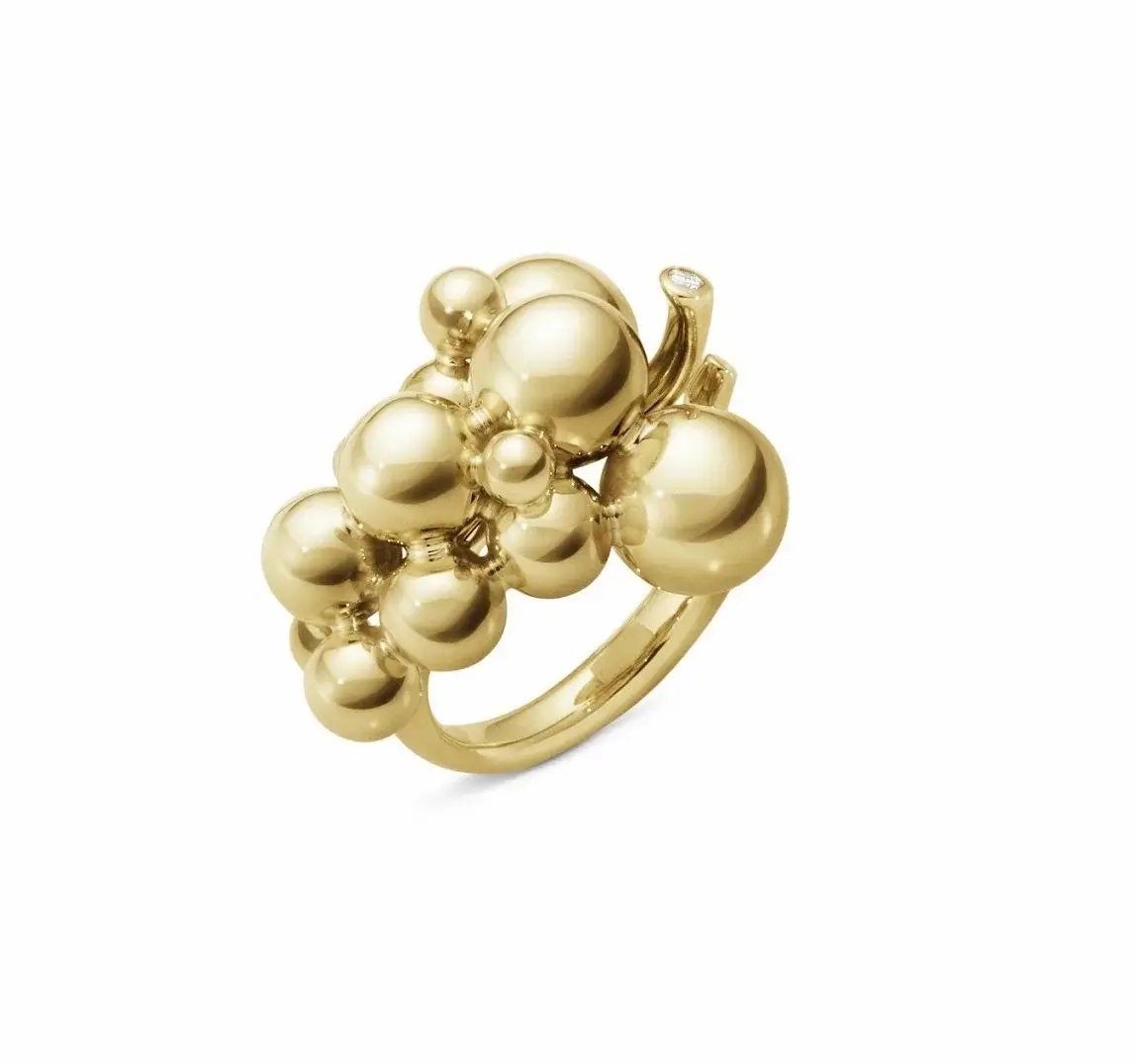 ring i 18 karat guld med en diamant på stilken af det drueformede design