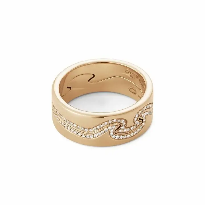 Todelt ring i18 karat rosa guld med et bånd af brillantslebne hvide diamanter