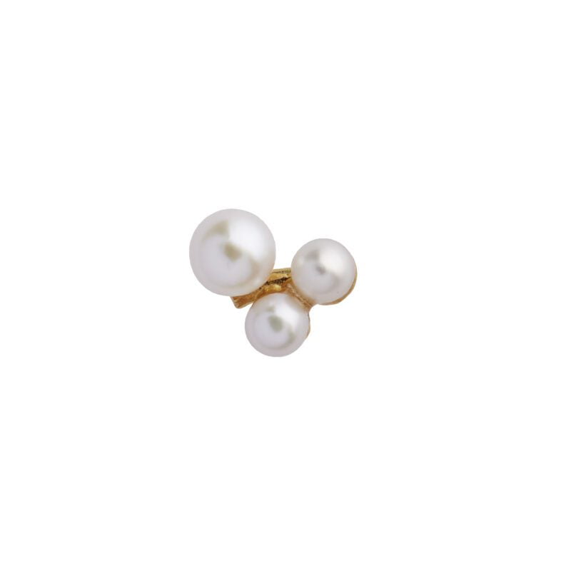 Den fineste perleørestik fra Stine A med tre perler.